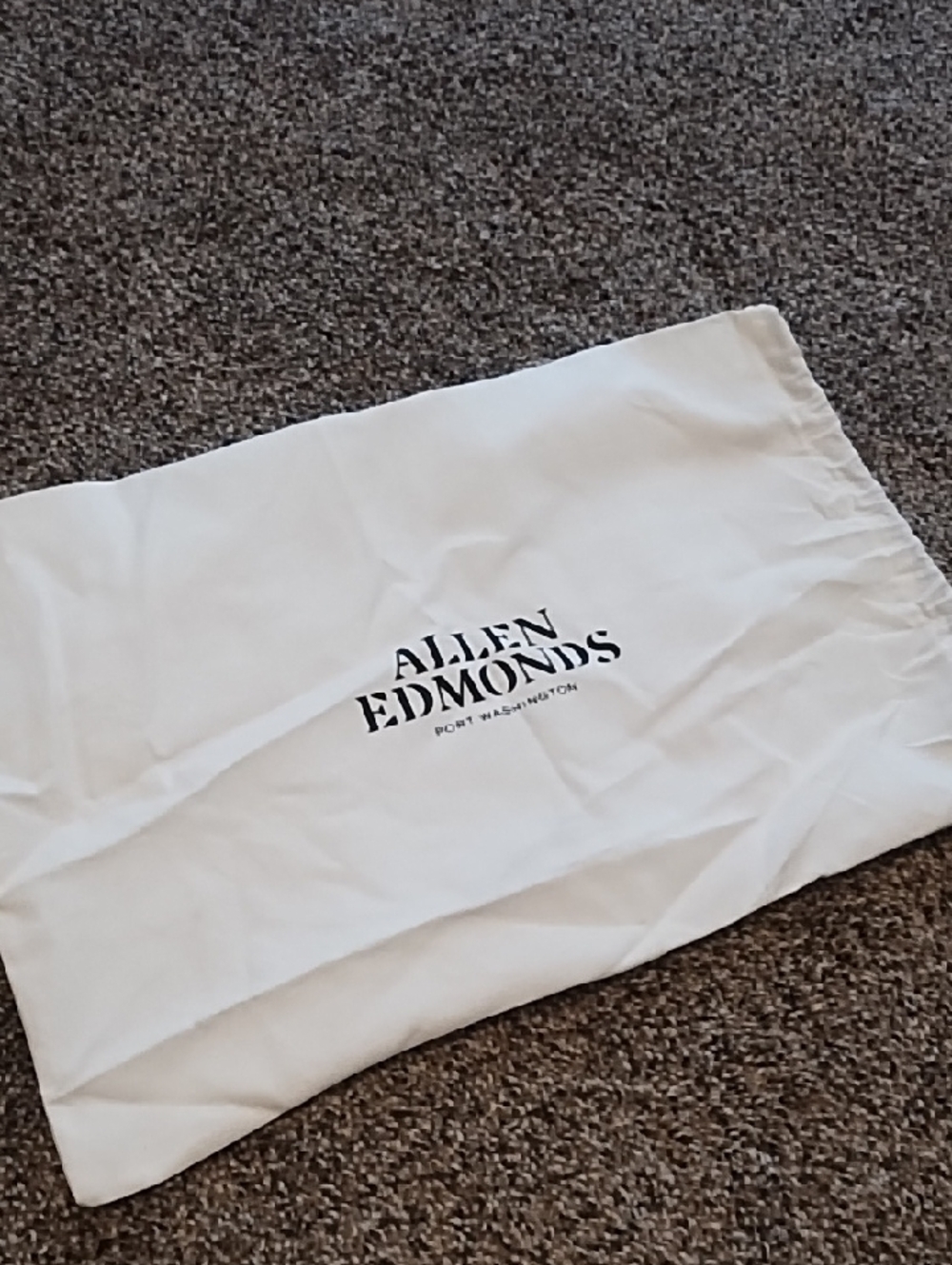 Allen Edmonds White Shoe Dust Bag with Logo - Picture 2 of 7